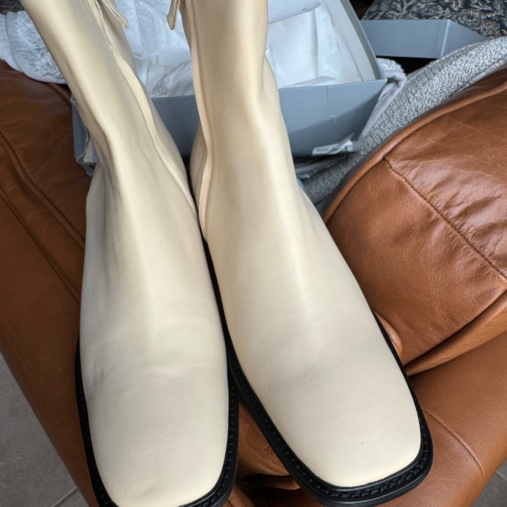 Everlane City Ankle Boot -  Cream